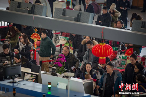 YψD125ÿϾڇHCkǙCm(x)<a target='_blank' href='http://www.chinanews.com/' _fcksavedurl='http://www.chinanews.com/'><p class=