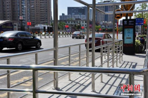 YψDڱֵ؅^(q)εO(sh)վ<a target='_blank'  _fcksavedurl='http://www.chinanews.com/'></table><p  align=